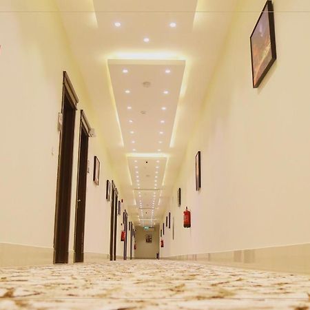 Arcadia Hotel Suites Yarmouk Ер-Ріяд Екстер'єр фото