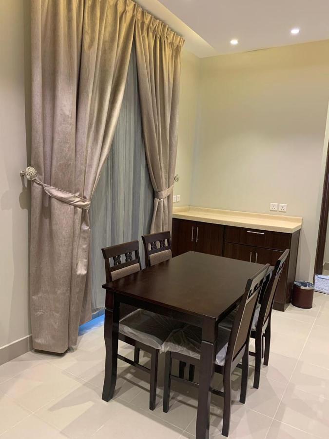 Arcadia Hotel Suites Yarmouk Ер-Ріяд Екстер'єр фото